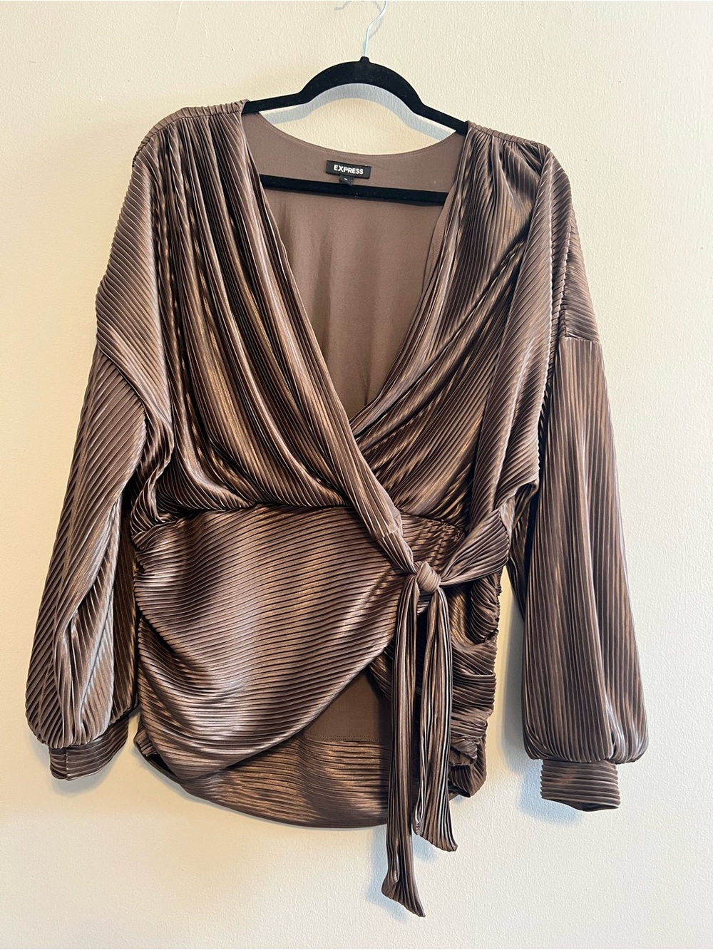 Express Stretchy Brown Pleated Wrap Blouse with Tie Waist | Women’s XL